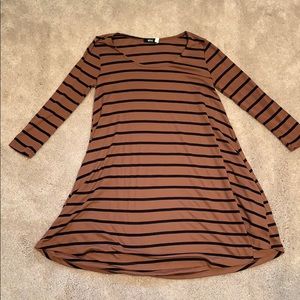 Stripped 3/4 sleeve dress